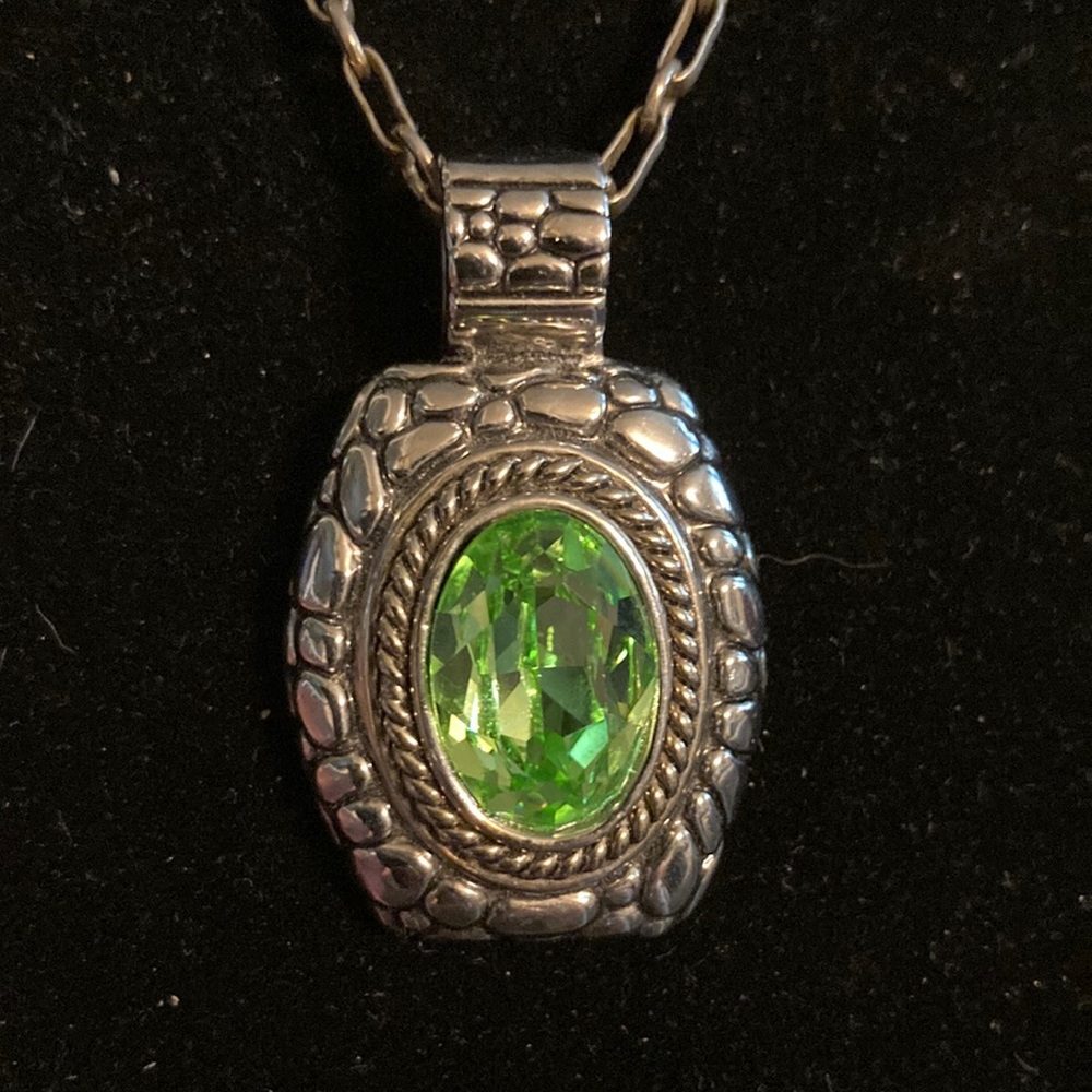 Gorgeous peridot necklace